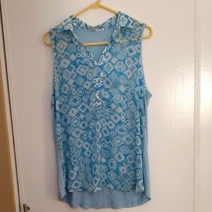 Tresics Light Blue Geometric Sleeveless Blouse